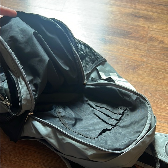 Nike Gray and Black Backpack with Padded Straps and Durable Design - Picture 8 of 10